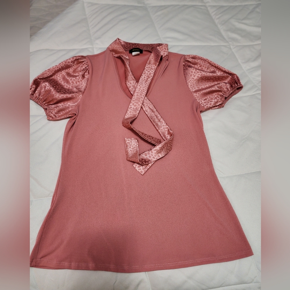 Espresso Blush Top with Patterned Tie